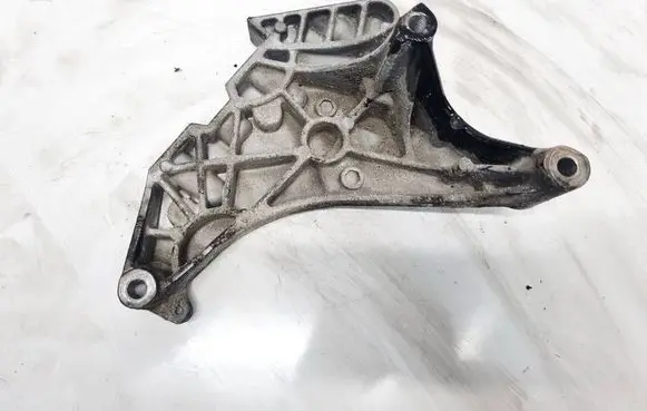 Skoda Superb B6 (3T) Engine mounting bracket 03L199207
