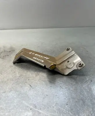 Opel Antara Fender mounting bracket 65165165