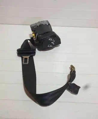 Audi A3 S3 8L Front seatbelt 8A0857732