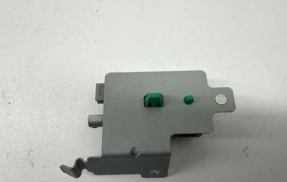 Ford Fiesta Aerial antenna amplifier BA6T18C847AB