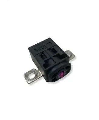Audi A5 8T 8F Battery relay fuse 4F0915519
