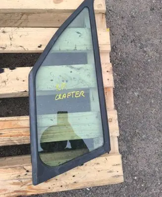 Volkswagen Crafter Front vent window/glass (coupe) 910000US17 ZSV2W1310Q