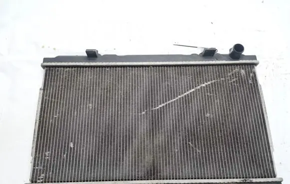 Nissan Almera N16 Coolant radiator