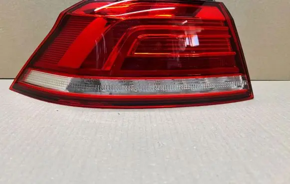 Volkswagen PASSAT B8 Rear/tail lights 3G5945095F