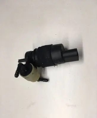 Audi A6 S6 C6 4F Windscreen/windshield washer pump 1T0955651A