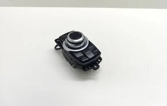 BMW 5 F10 F11 Head unit multimedia control 9286699 928669902 65829286699