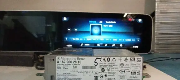 Mercedes-Benz GLE W167 Radio/CD/DVD/GPS head unit A1679002816