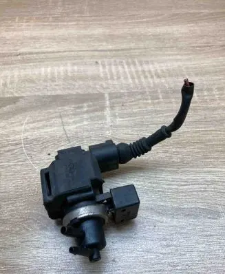 Audi A4 S4 B6 8E 8H Turbo solenoid valve 059906629A