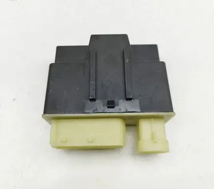 Peugeot 5008 II Coolant fan relay 9801916680