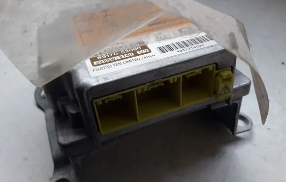 Toyota Yaris Airbag control unit/module 8917052090
