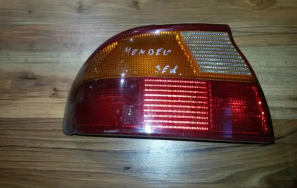 Ford Mondeo MK I Rear/tail lights 93bg13a603aa