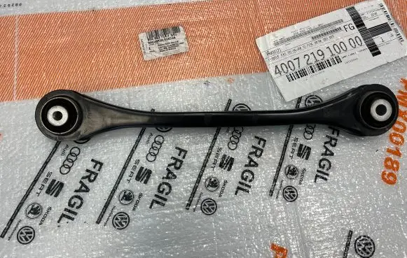 Audi A5 Rear upper control arm/wishbone 4M0505291D