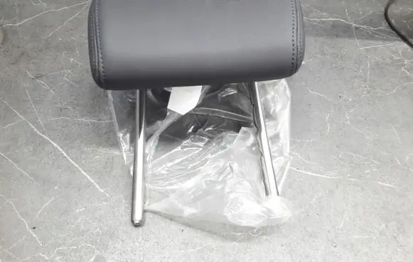 Volkswagen Crafter Rear seat headrest 1Z0885901CL