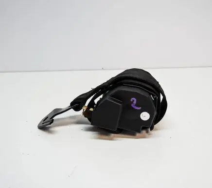 Volkswagen Golf Plus Middle seatbelt (rear) 5M0857807B