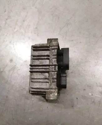 Opel Insignia A Glow plug pre-heat relay 55574293