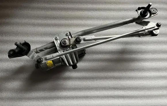 Hyundai Tucson IV NX4 Front wiper linkage and motor 98100N9000