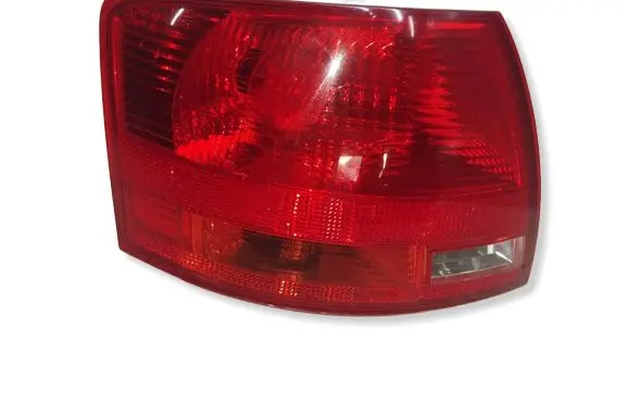 Audi A4 S4 B7 8E 8H Rear/tail lights 8E9945095E 484001 ULO748001