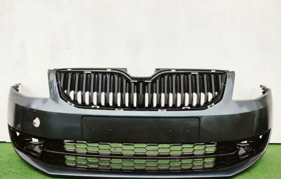 Skoda Octavia Mk3 (5E) Front bumper 5E0807221