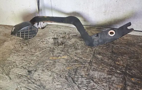 Clutch pedal
