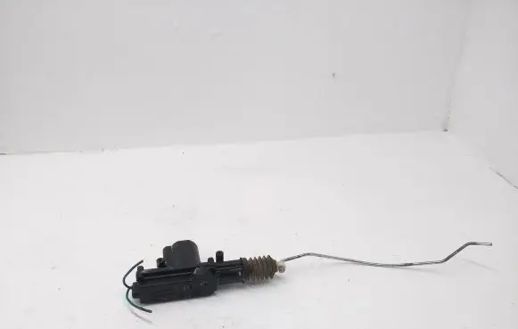 Volkswagen Caddy Central locking motor 932037992