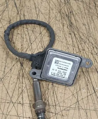 Mercedes-Benz V Class W447 Lambda probe sensor A0009058411