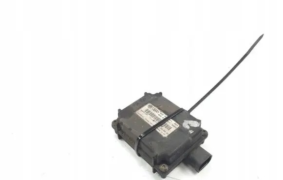Audi A8 S8 D3 4E Central body control module 4E0909511