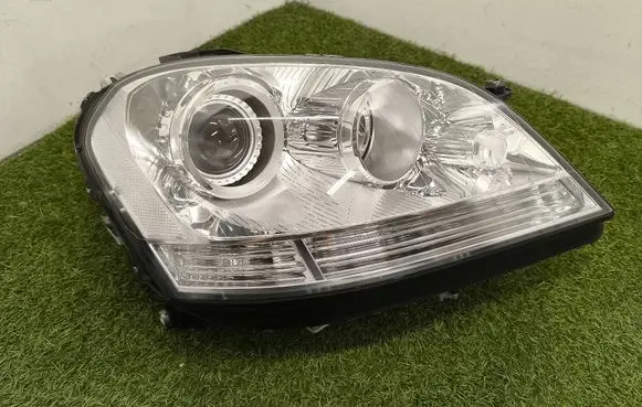 Mercedes-Benz ML W164 Headlight/headlamp 1ZS26303632