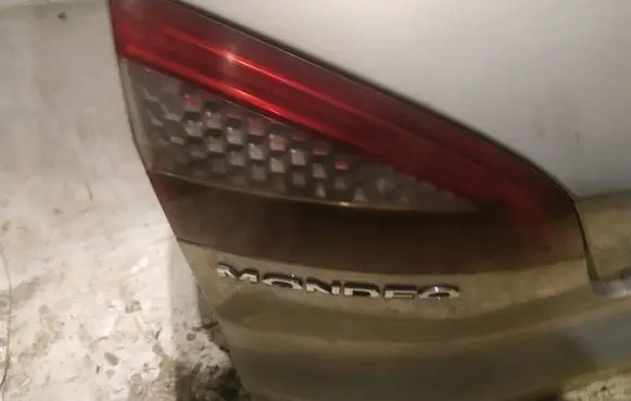 Ford Mondeo MK IV Tailgate rear/tail lights 