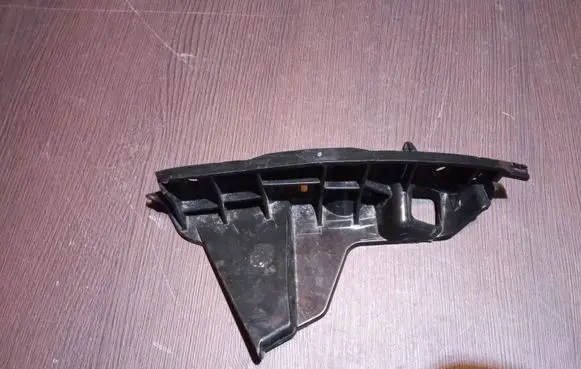 Peugeot 208 Front bumper mounting bracket 9823207880