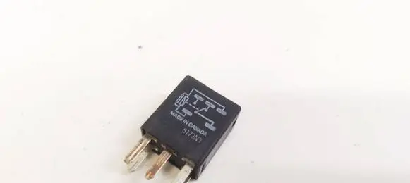 Chrysler 300 - 300C Other relay 05269988AA 21911C