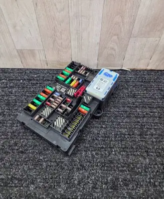 BMW 3 G20 G21 Fuse module 61148734161 8734161 61358795479