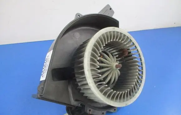 Volkswagen Fox Heater fan/blower 6Q1819015G