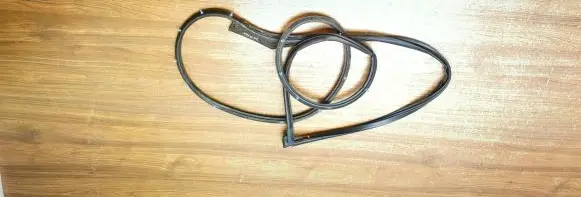 Hyundai i30 Rubber seal front door (on door) 