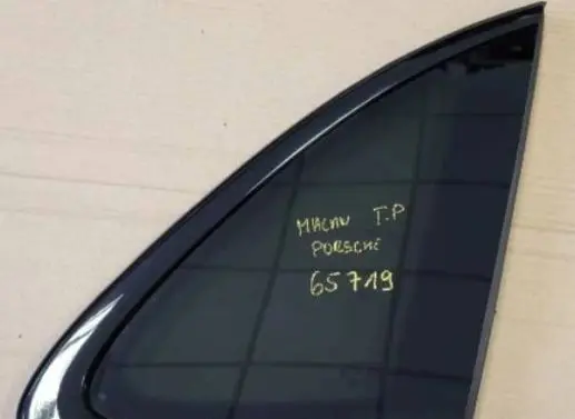 Porsche Macan (95B) Rear side window 95B845298 NE65719