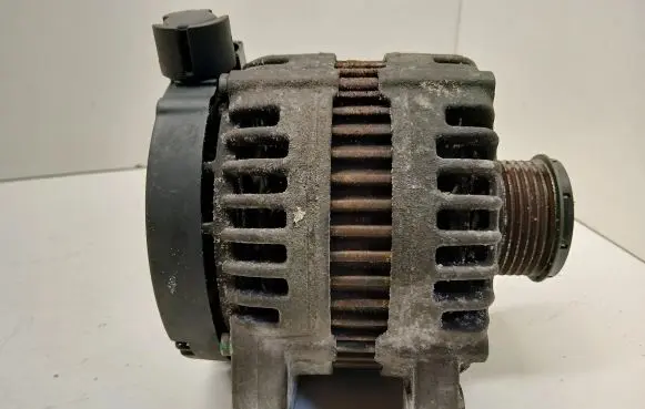 Ford Galaxy Generator/alternator 0121615009