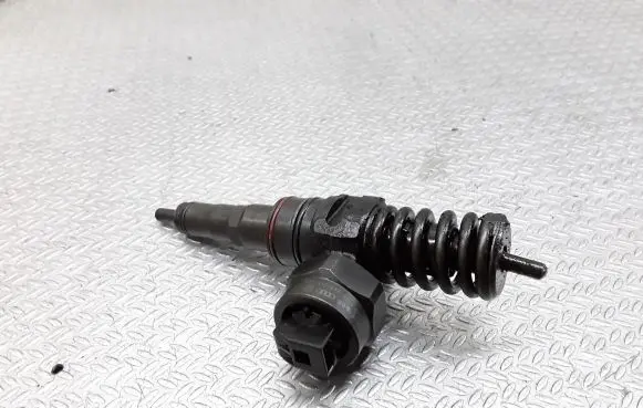 Ford Galaxy Fuel injector 038130073AC
