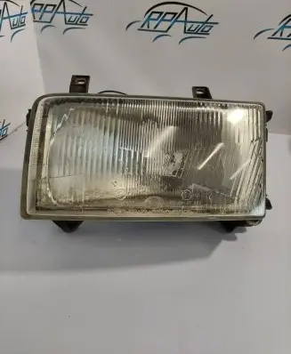 Volkswagen Transporter - Caravelle T4 Headlight/headlamp 0244437