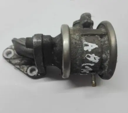 Audi A8 S8 D3 4E EGR valve 078131102F