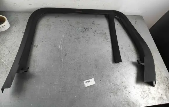 Volvo XC90 Rear door window/glass frame 31393873