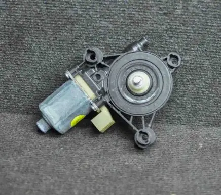 Audi A3 S3 8V Front door window regulator motor