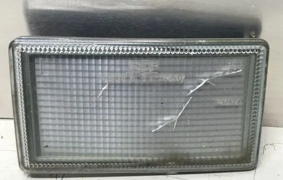 Volkswagen Golf III Front reflector 1H0941779A
