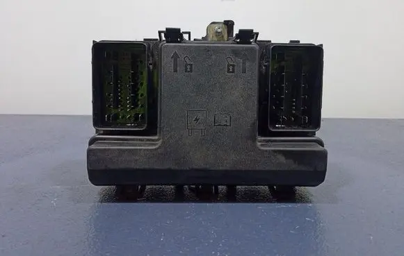 Ford Mondeo MK I Fuse box set FG9T14A067EE