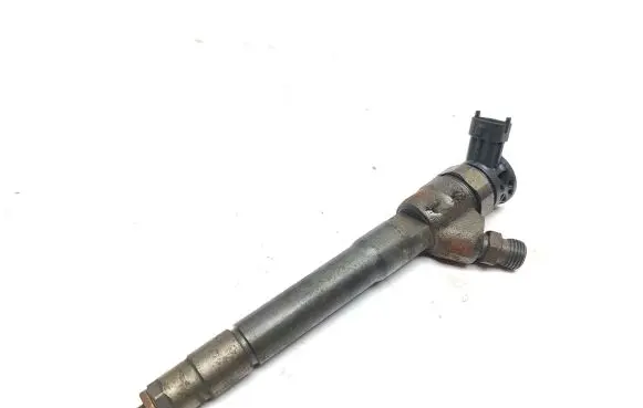 Nissan NV300 Fuel injector HMLGT1205R 85420