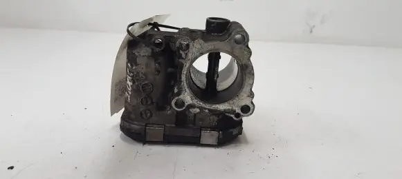 Renault Koleos I Throttle valve 8200330812 8200330810 0281002681
