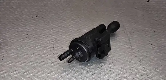 Mercedes-Benz ML W164 Valve vacuum 0025401497