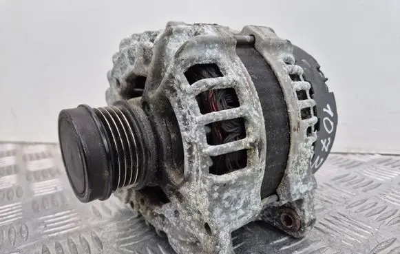 Mercedes-Benz CLA C117 X117 W117 Generator/alternator A0009061903 0125711030
