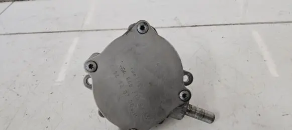Mercedes-Benz Vito Viano W639 Vacuum pump A6462300365