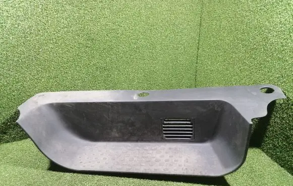 Renault Trafic III (X82) Front sill trim cover 768510190R 93868844