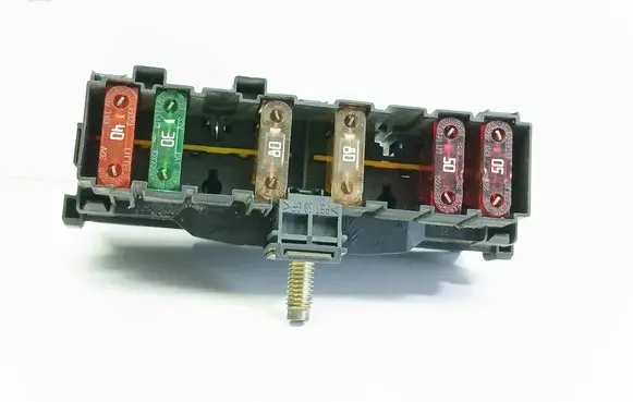Citroen C5 Fuse module 