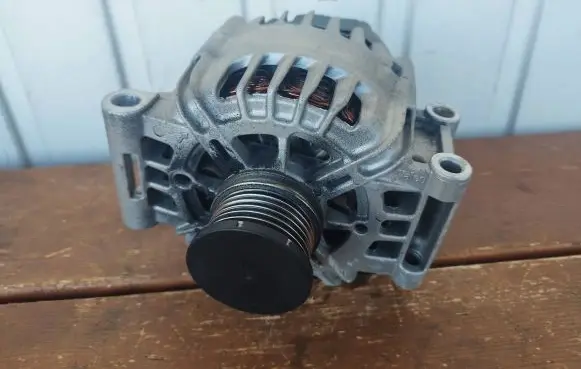 Citroen DS4 Generator/alternator 9666997980